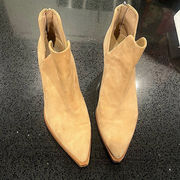 Vince Camuto Gigietta Suede Leather Block Heel Bootie - Picture 9 of 16